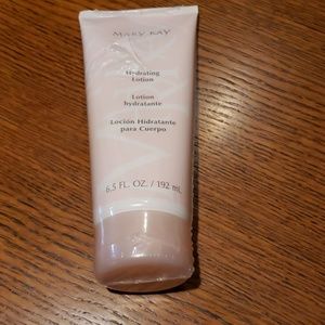 Mary Kay® Hydrating Lotion
